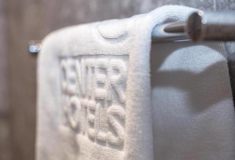 اتاق لوکس, Midgardur By Center Hotels