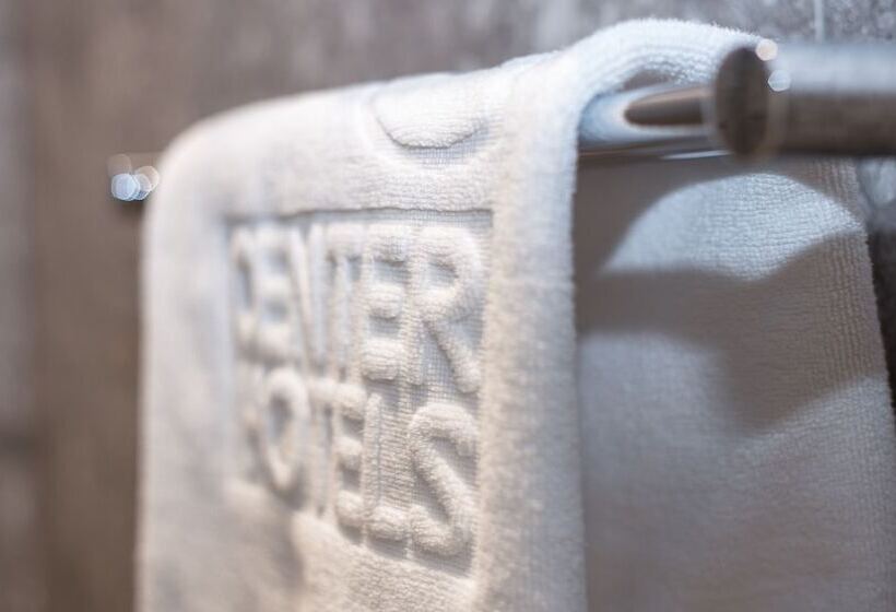 اتاق لوکس, Midgardur By Center Hotels