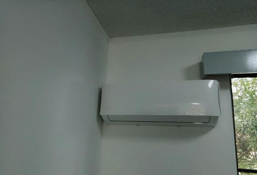 Quarto Estandar, Excelsior Motor Inn