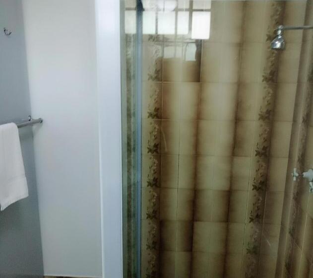 Quarto Deluxe com Sacada, Excelsior Motor Inn