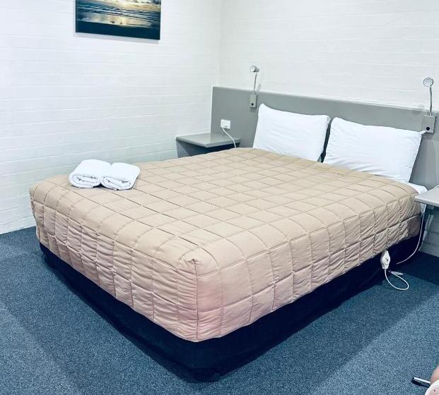 スタンダードルーム, Sapphire City Motor Inn