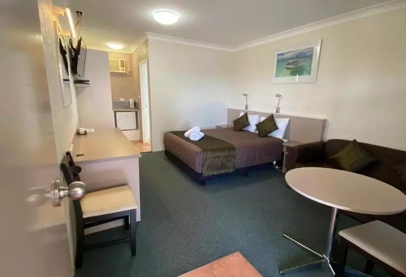 Executive-sviitti, Sapphire City Motor Inn