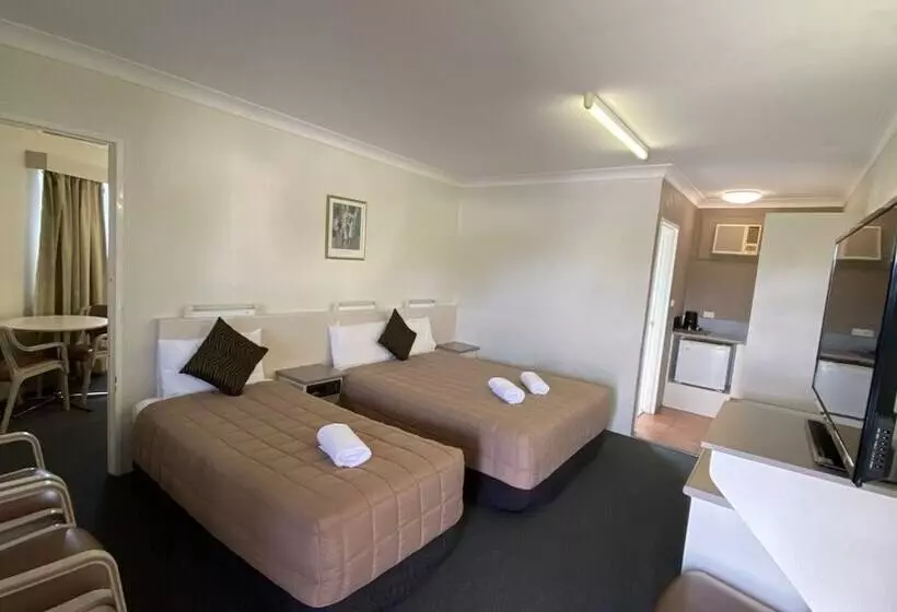 Perhesviitti, Sapphire City Motor Inn