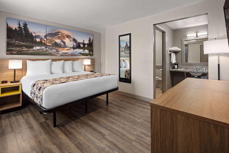 Президентский Люкс, Novotel Suites Riyadh Centre