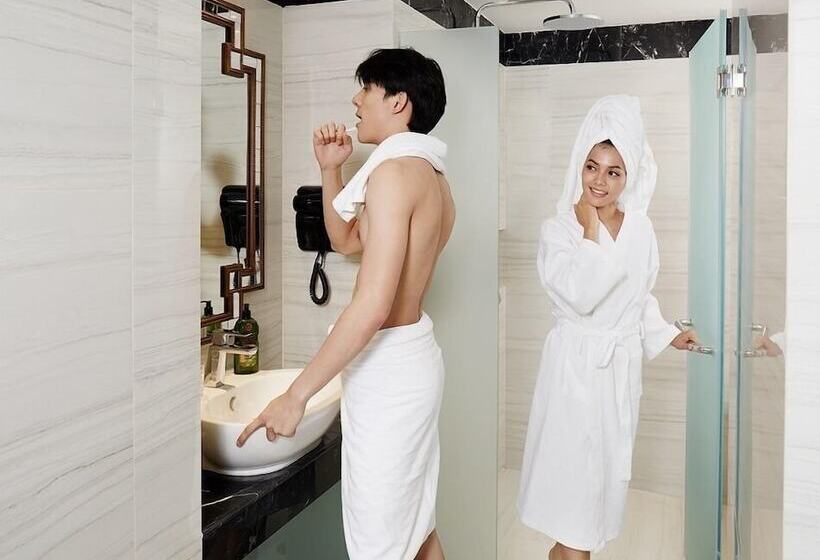 اتاق خانوادگی, Vince Hotel Pratunam