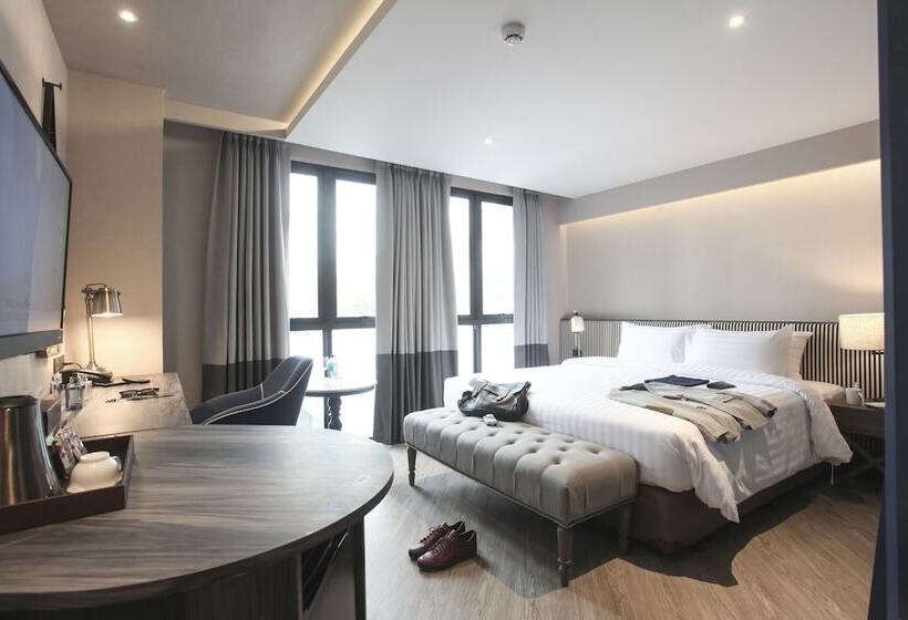 اتاق خانوادگی, Vince Hotel Pratunam