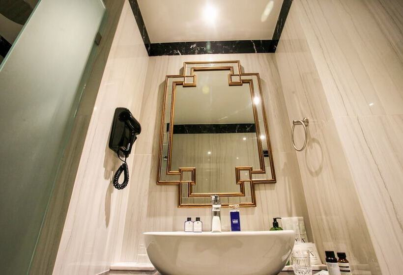 اتاق لوکس با تخت بزرگ, Vince Hotel Pratunam