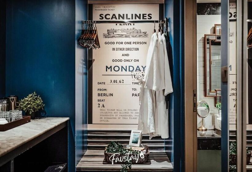 اتاق لوکس سه تخته, Vince Hotel Pratunam