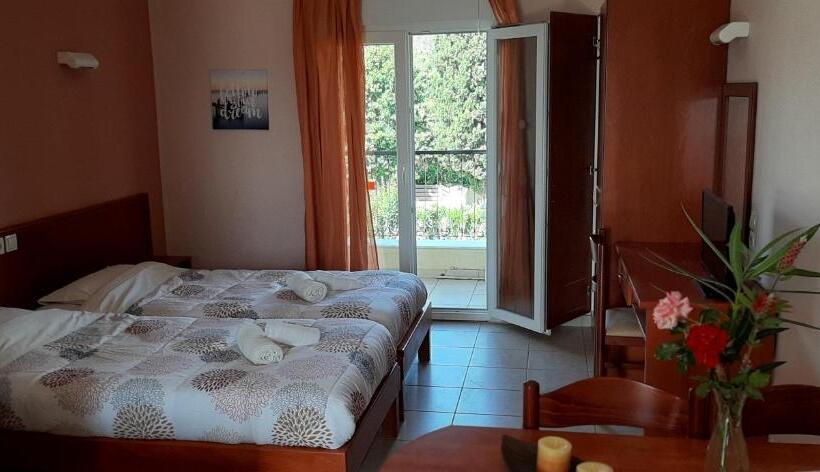 Студия Стандарт, Zefiros Apartments