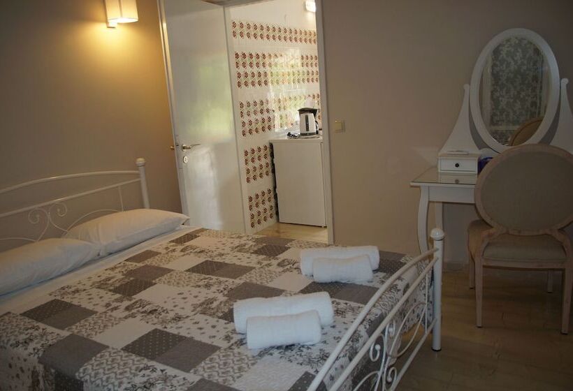 스탠다드 스튜디오, Akti Anastasia