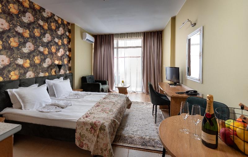 اتاق راحتی, Avenue