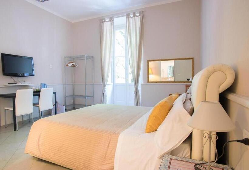 اتاق خانوادگی, B&b Le Grazie