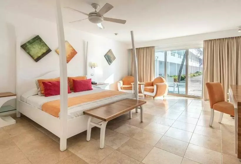 デラックスルーム, Hamaca Suites