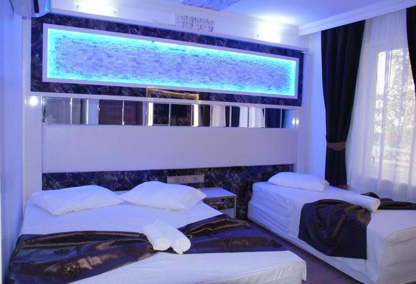 Standard Triple Room, Behram