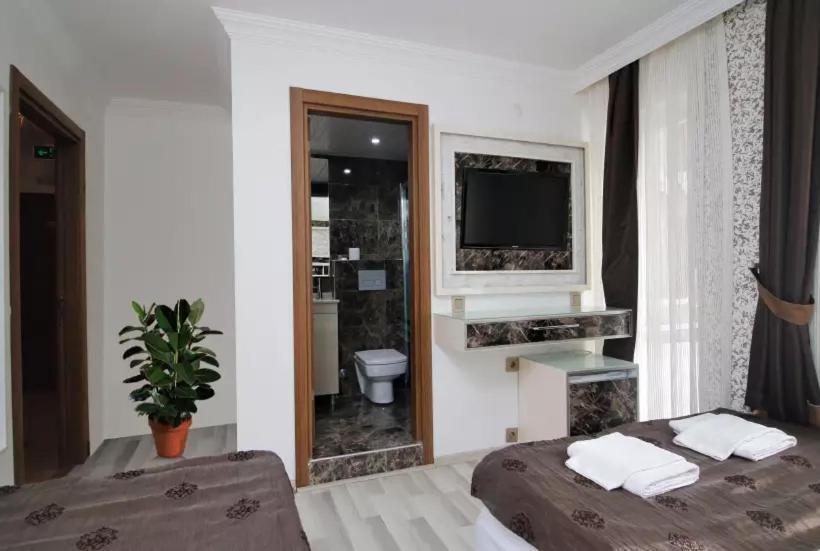 Standard Single Room, Behram