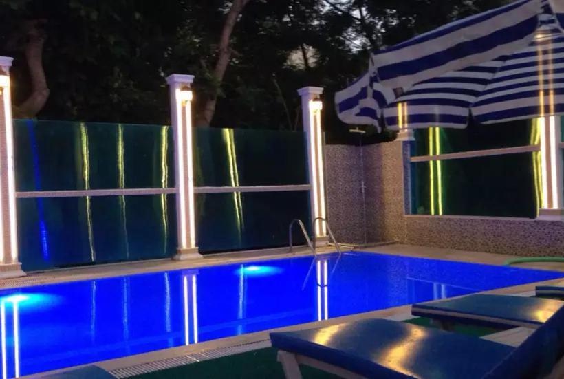 Standard Single Room, Behram