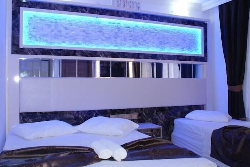 Standard Single Room, Behram