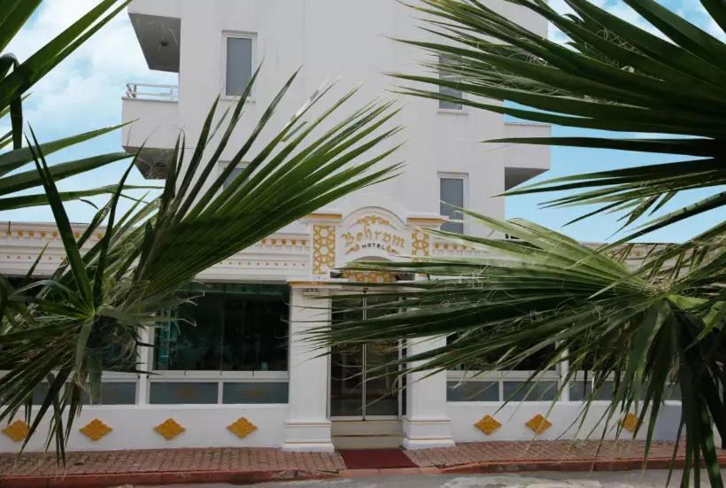 Standard Single Room, Behram