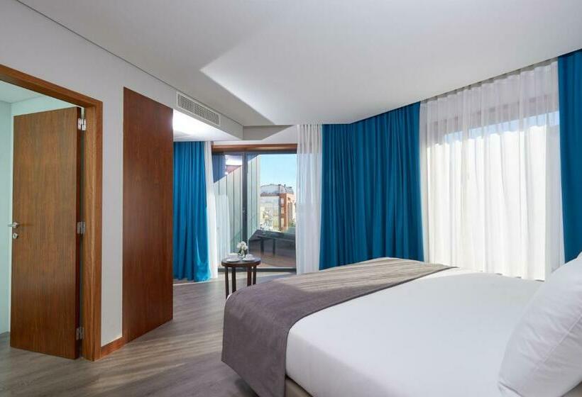 سوییت, Timbre Heroismo