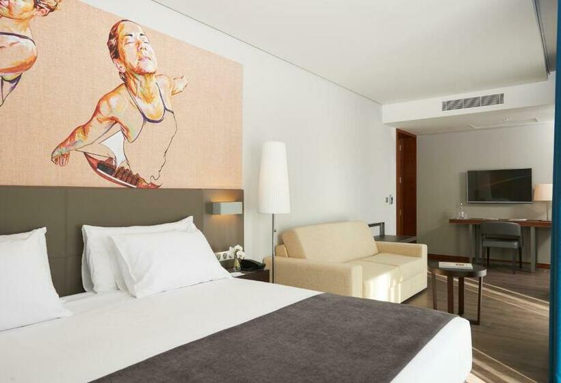 سوییت, Timbre Heroismo