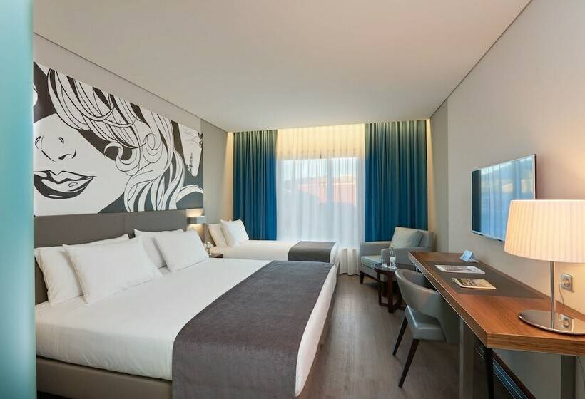 اتاق استاندارد سه نفره, Timbre Heroismo