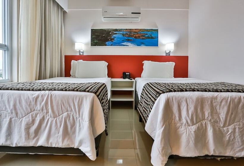 수피리어 룸, Ramada Hotel & Suites Campos Pelinca