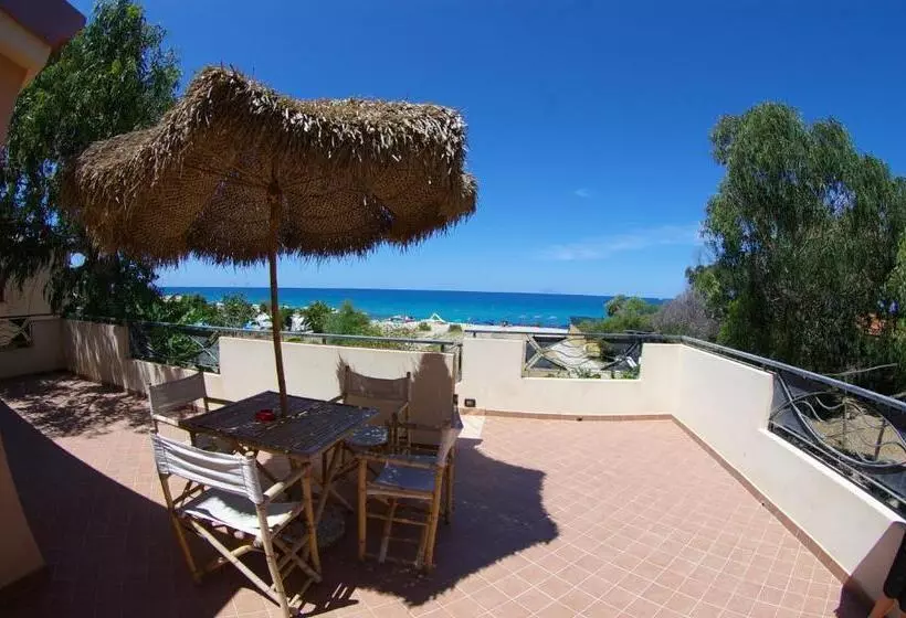 آپارتمان 2 خوابه با تراس, Solemare Club Village