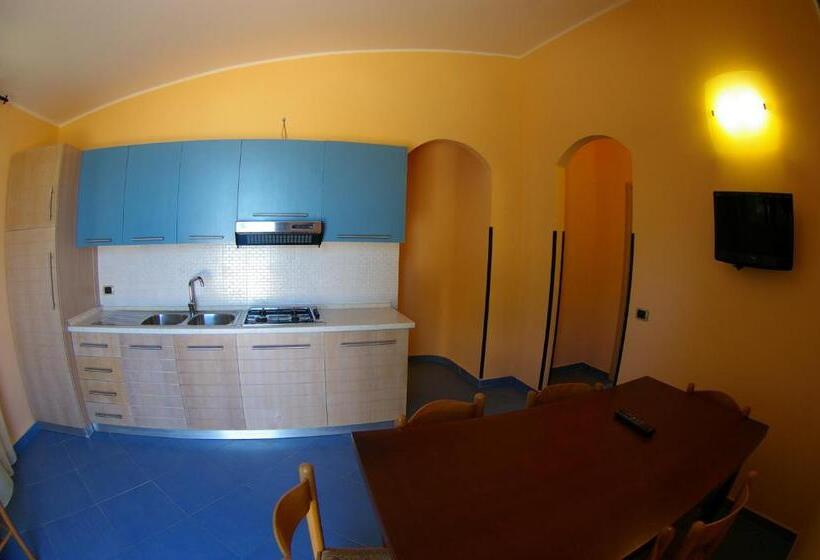 Апартаменты 2 Спальни с Террасой, Solemare Club Village