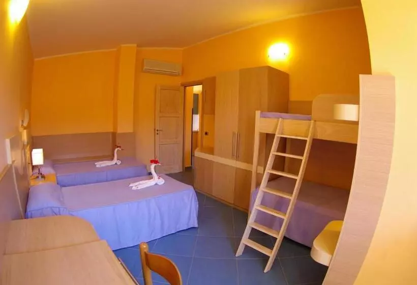 آپارتمان 2 خوابه با تراس, Solemare Club Village