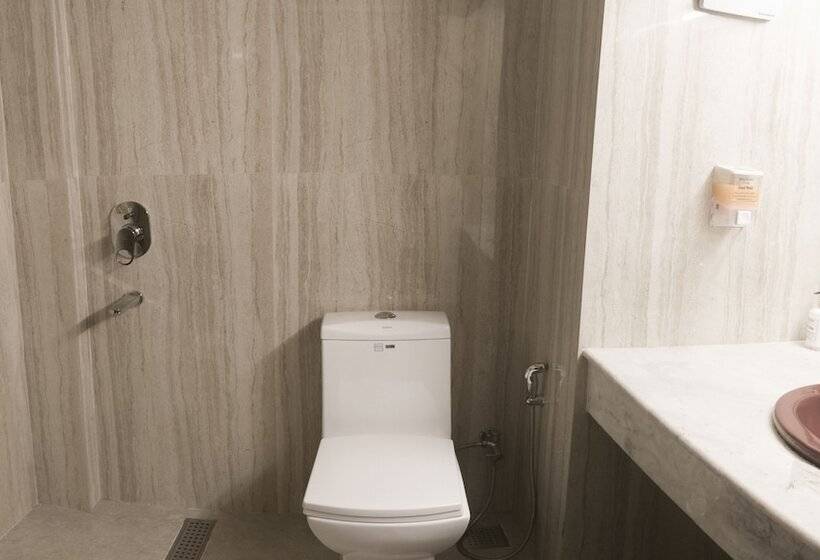 两卧家庭套房, Royal Jardin Whistling Pines Resort