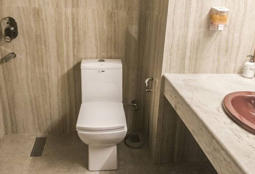 两卧家庭套房, Royal Jardin Whistling Pines Resort