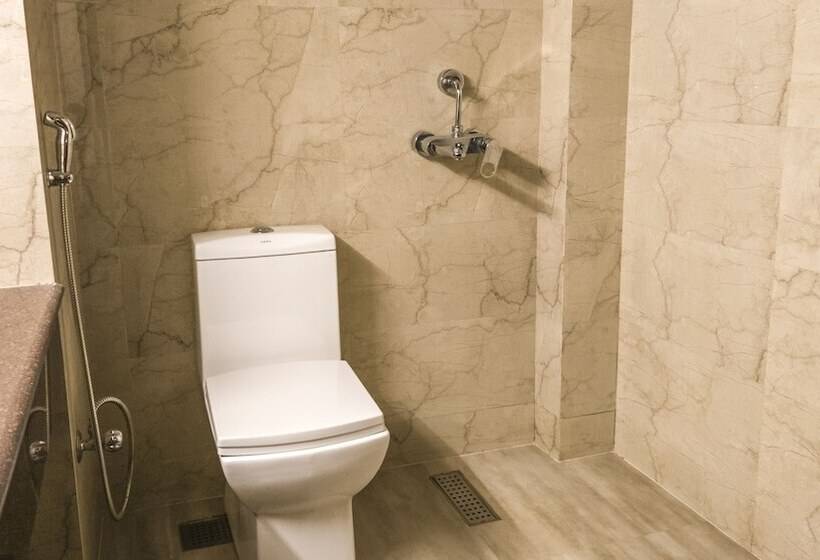 两卧家庭套房, Royal Jardin Whistling Pines Resort