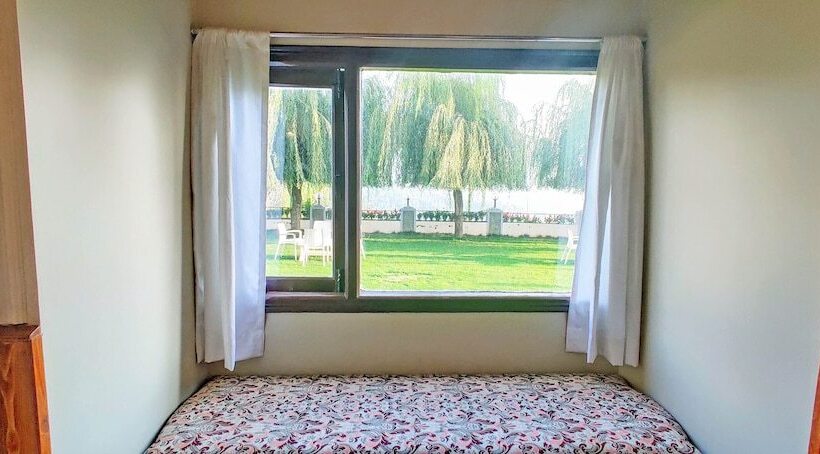 两卧家庭套房, Royal Jardin Whistling Pines Resort