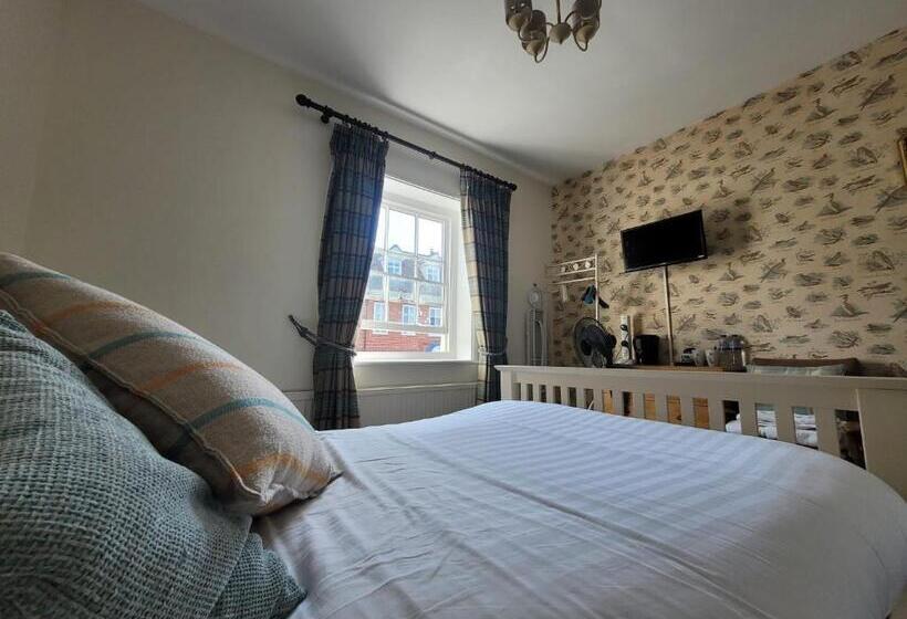 Номер Стандарт, Three Tuns Ashwell