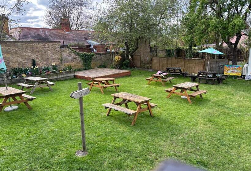 Номер Deluxe, Three Tuns Ashwell