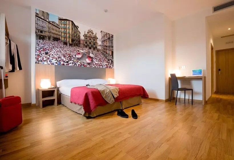 اتاق استاندارد, Iraipe Pamplona Hostal Auto Check In