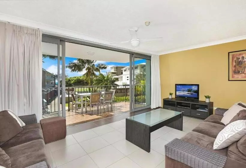 2 Bedroom Apartment Garden View, Majorca Isle Beachside Resort