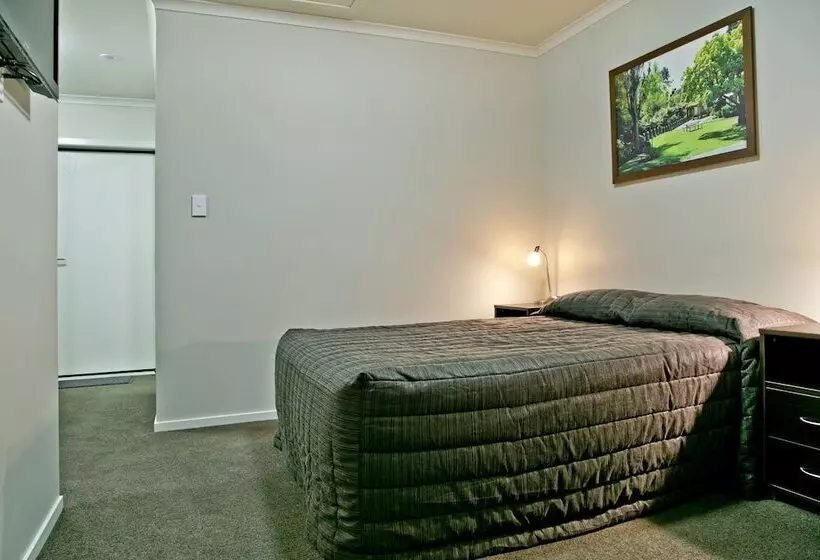 Standard-studio, Brooklyn Motor Lodge