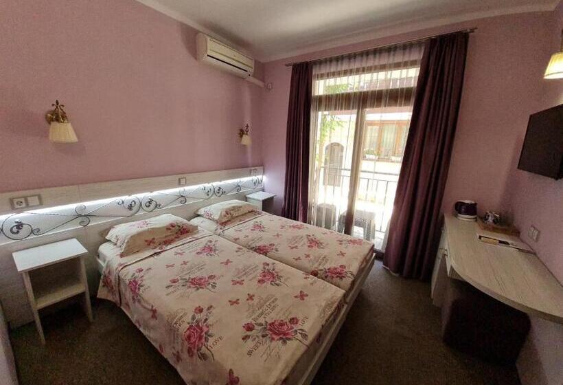 חדר אקונומי, Kirios