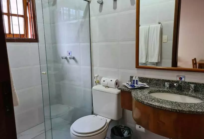 Standard Neljän Hengen Huone, Summit Suítes Hotel Campos Do Jordão