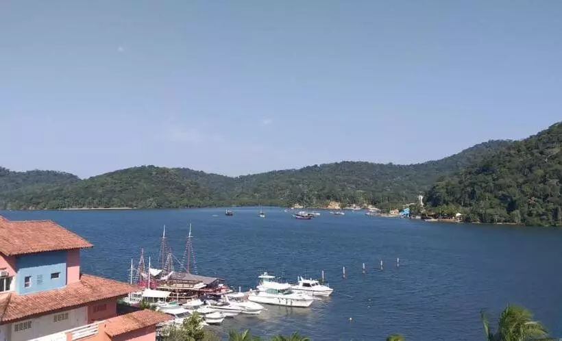 オーシャンビューのデラックストリプルルーム, Porto Marina Mont Blanc Itacuruçá