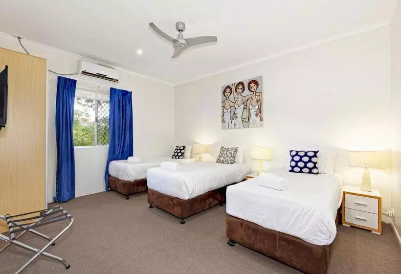 ویلای 3 خوابه, Riviera Motel Bundaberg