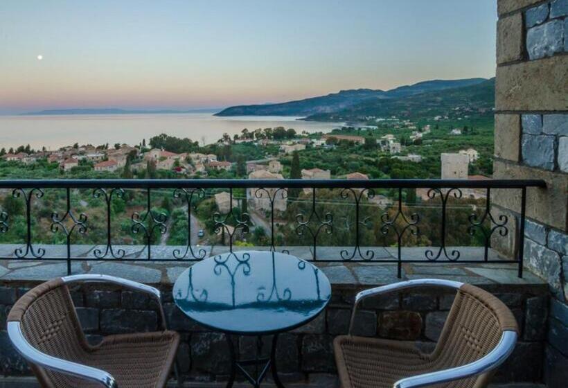 شقة غرفة واحدة مطلة على البحر, Vardia