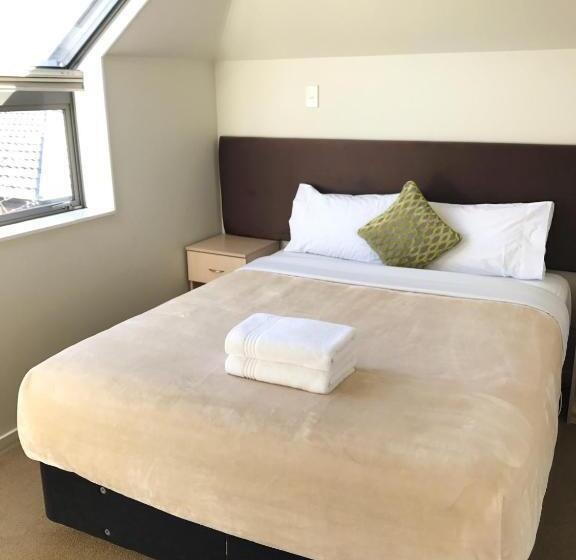 آپارتمان 2 خوابه, Alpha Motel