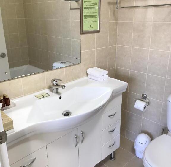 آپارتمان 2 خوابه, Alpha Motel