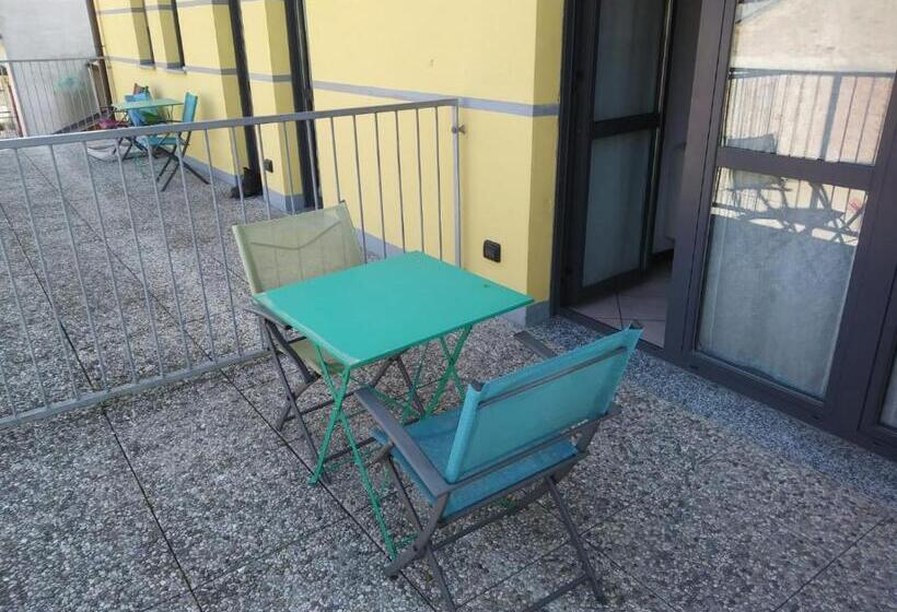 Apartament 2 Sypialnie z Tarasem, Bnbook Expo Residence Rho