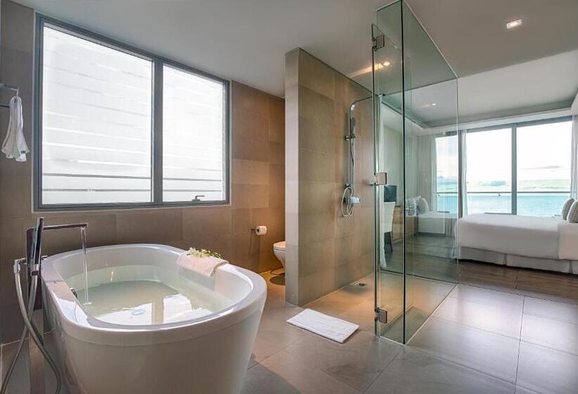 سوییت با چشمانداز دریا, A La Carte Da Nang Beach