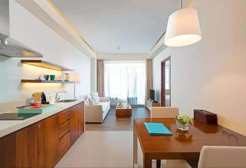 سوییت با چشم‌انداز دریا, A La Carte Da Nang Beach