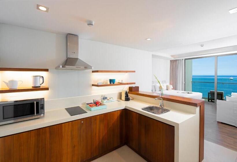 استودیو استاندارد با چشمانداز دریا و بالکن, A La Carte Da Nang Beach