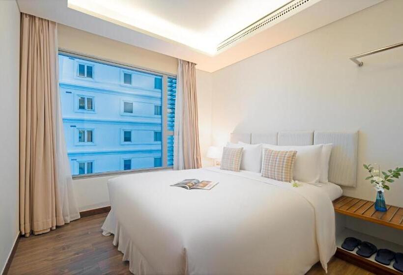 2 Bedrooms Suite Sea View, A La Carte Da Nang Beach